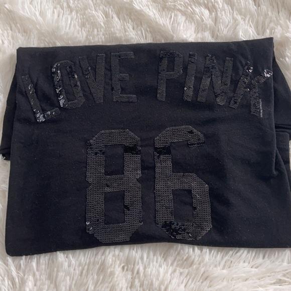 Cuuuute LOVE PINK jersey style tee. - Picture 2 of 2